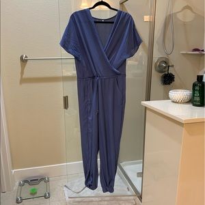 Blue jumpsuit tee shirt sleeves, cinched ankles